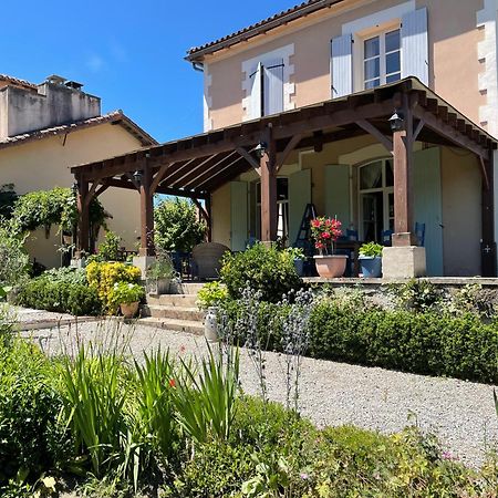 Affittacamere La Grange Terrou Saint-Germain-de-Confolens Esterno foto