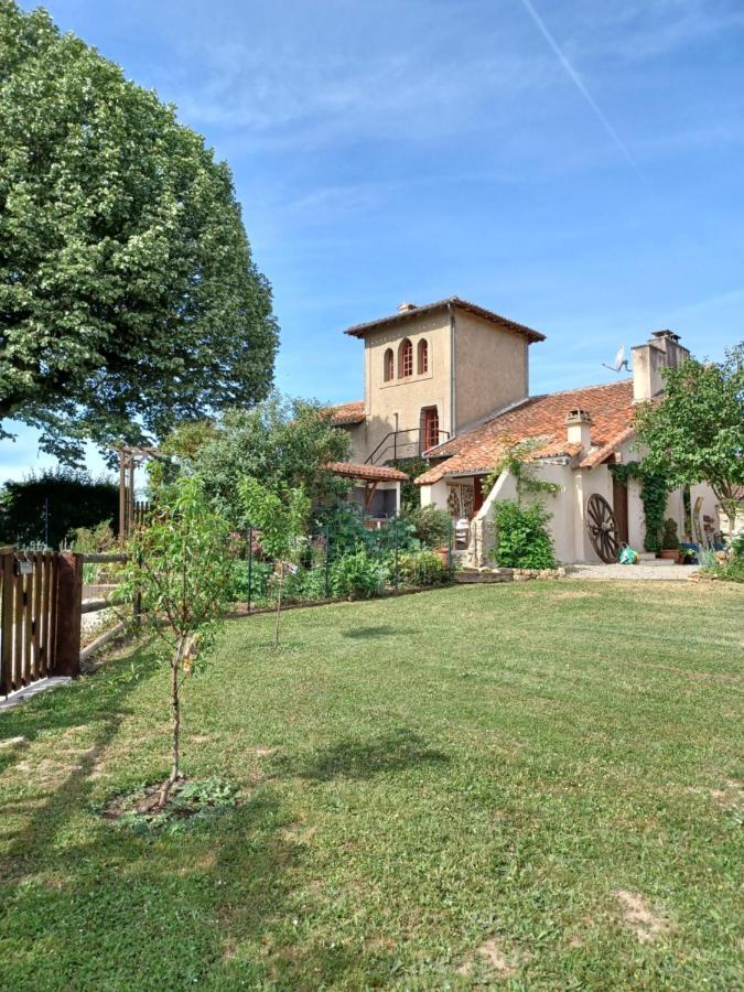 Affittacamere La Grange Terrou Saint-Germain-de-Confolens Esterno foto