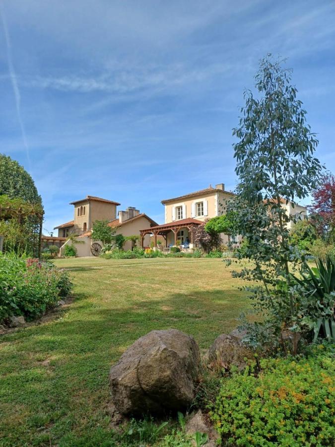 Affittacamere La Grange Terrou Saint-Germain-de-Confolens Esterno foto